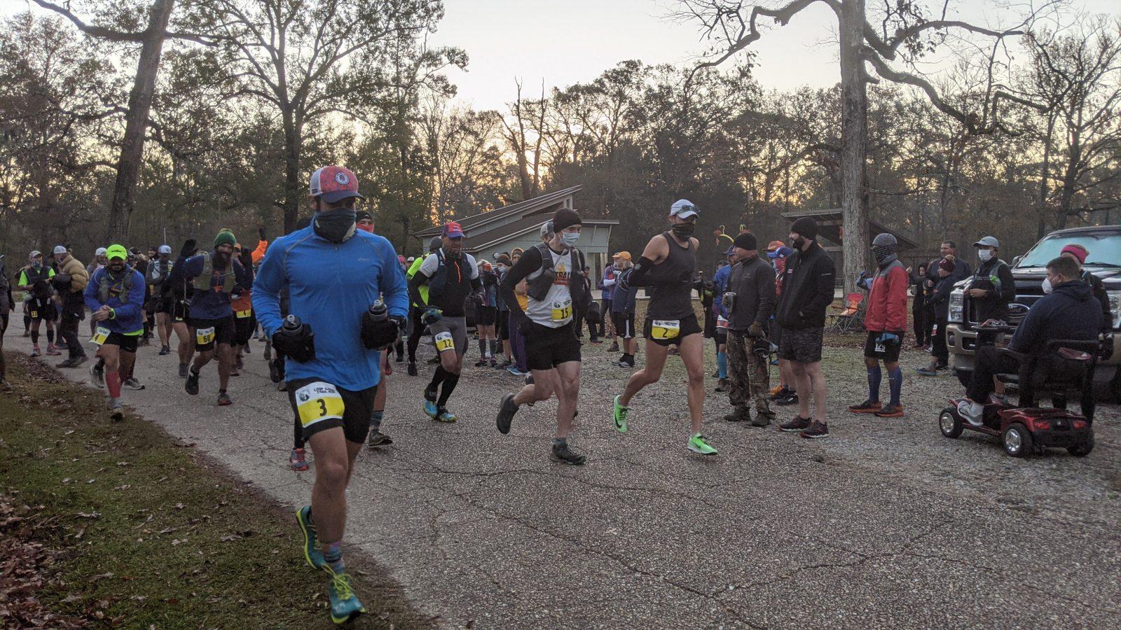 100 mile runners at the beginning of the loup garou trail run in louisiana
